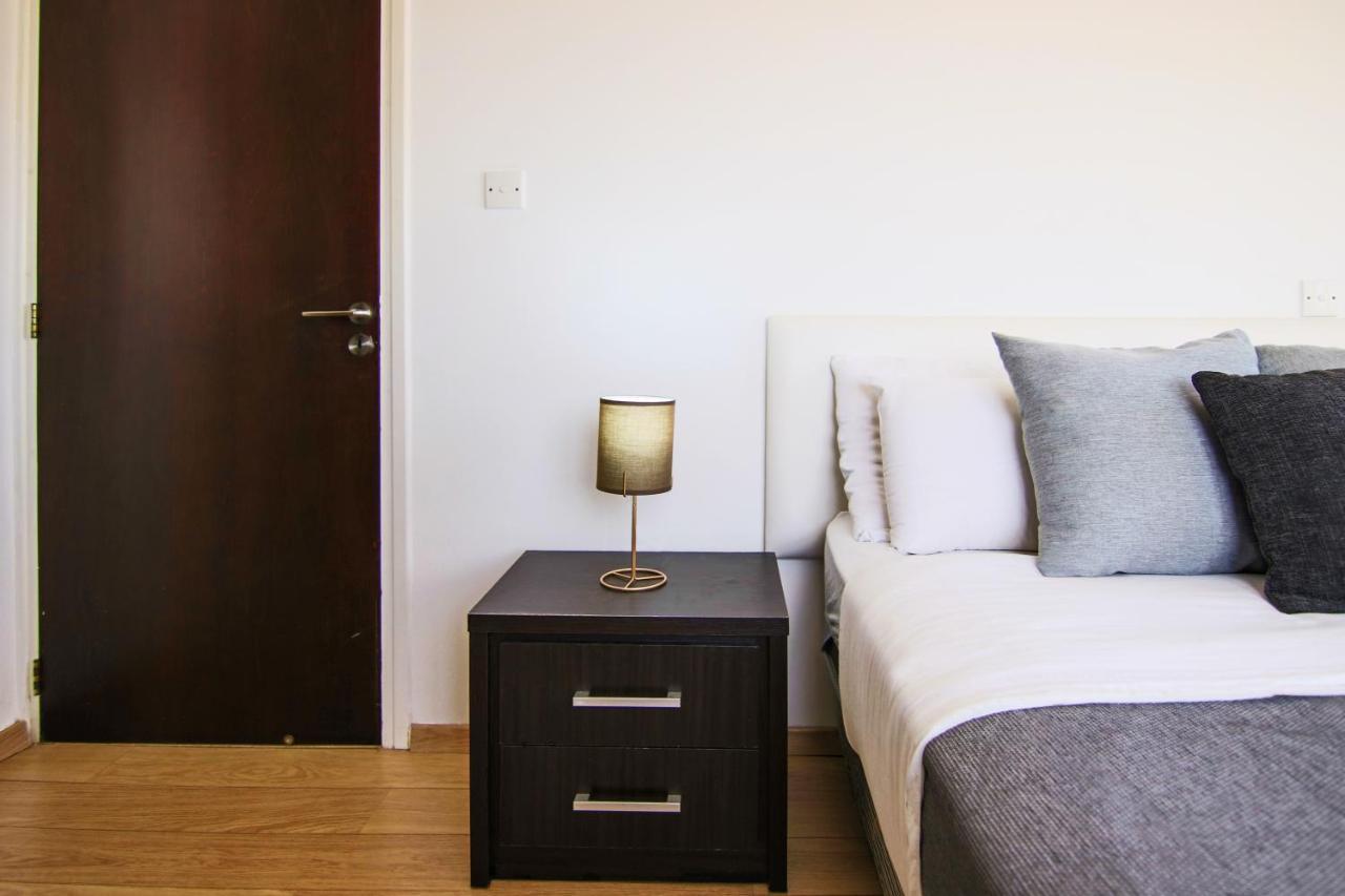 דירות Seaside Luxury Flat Pervolia מראה חיצוני תמונה